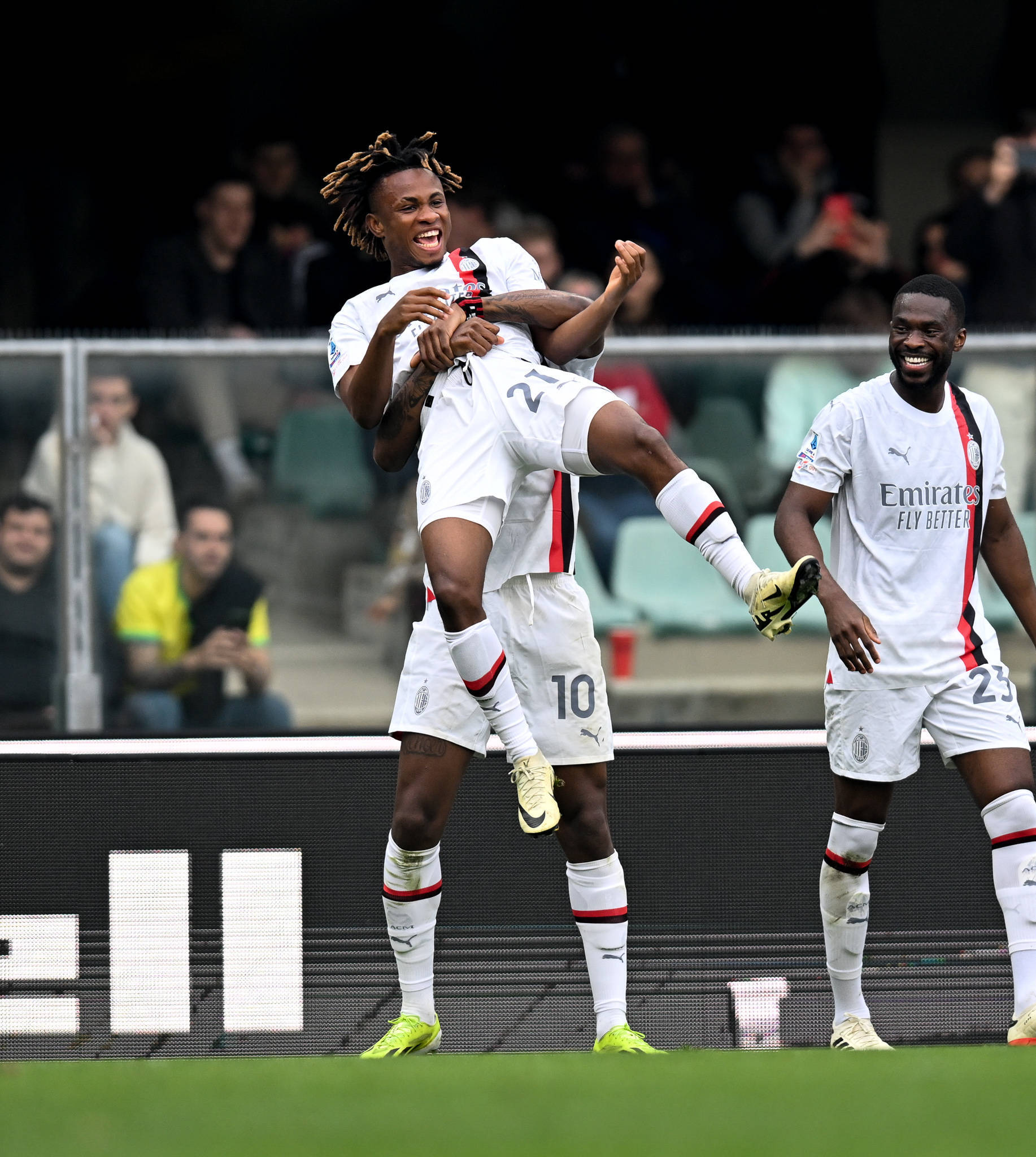 维罗纳战胜意大利队,实力有所提升 维罗纳战胜意大利队,实力有所提升