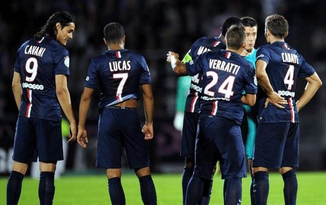 巴黎圣日耳曼憾负圣埃蒂安,主场未能守住胜局 巴黎圣日耳曼憾负圣埃蒂安,主场未能守住胜局