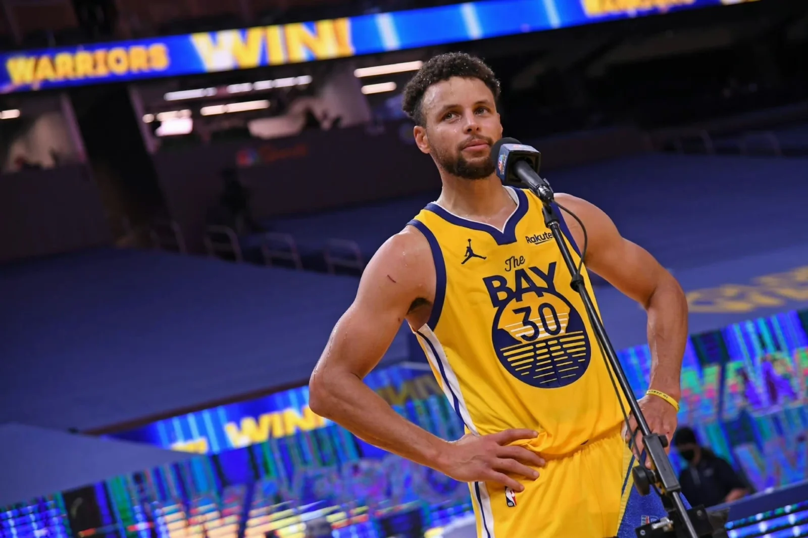 开拓者外线射手刷新生涯三分纪录 开拓者外线射手刷新生涯三分纪录