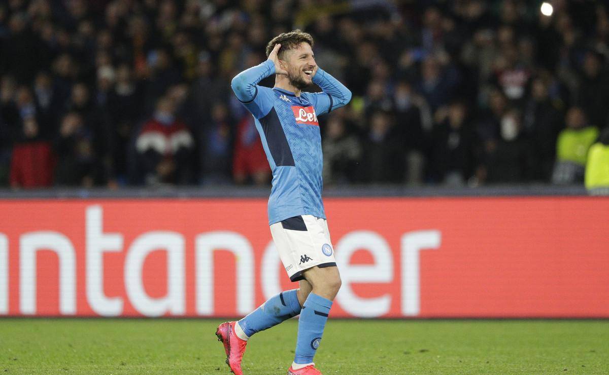 西班牙国脚加盟那不勒斯,球队实力大增 西班牙国脚加盟那不勒斯,球队实力大增