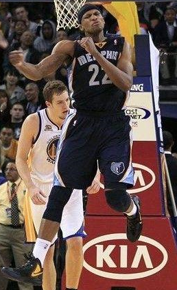 老鹰鲁迪盖伊突围,雄鹿主力夜战灰熊莱恩埃文斯嵌合 老鹰鲁迪盖伊突围,雄鹿主力夜战灰熊莱恩埃文斯嵌合