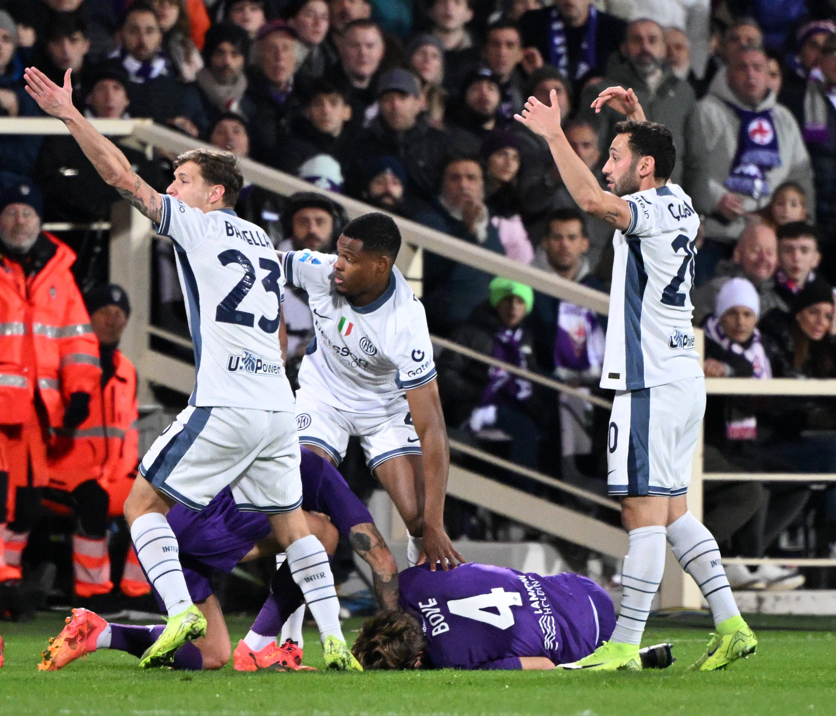 意甲赛场上一名球员的绝杀破门震惊全场 意甲赛场上一名球员的绝杀破门震惊全场