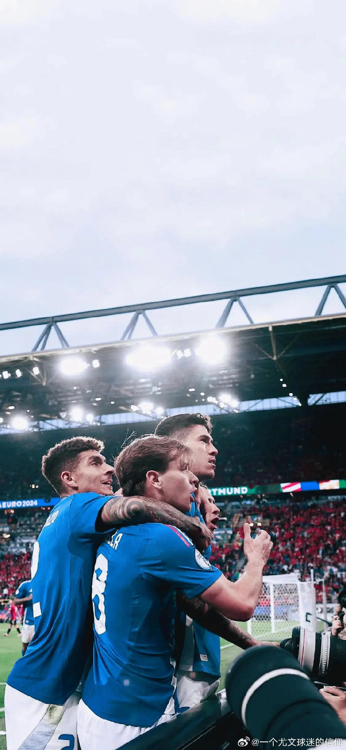 阿尔巴尼亚队在比赛中获得一场令人瞩目的胜利 阿尔巴尼亚队在比赛中获得一场令人瞩目的胜利