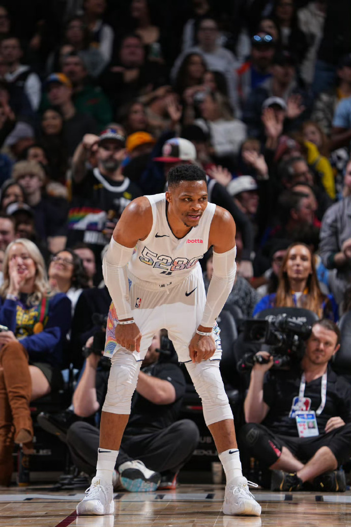 布鲁日主场战胜对手,展现实力 布鲁日主场战胜对手,展现实力