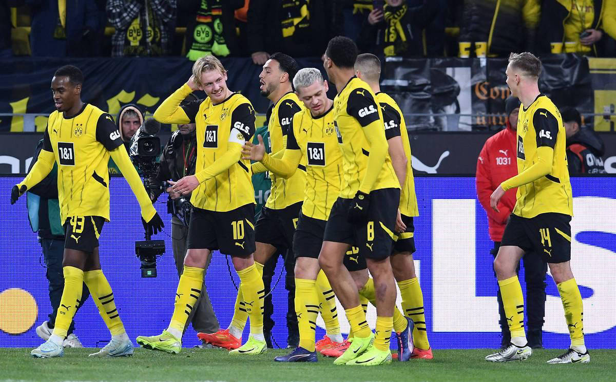 惊人数据:法兰克福击败云达不莱梅,晋级前列 惊人数据:法兰克福击败云达不莱梅,晋级前列