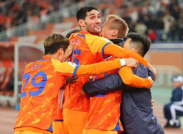 韩国球队在亚冠比赛中遭遇失利 韩国球队在亚冠比赛中遭遇失利