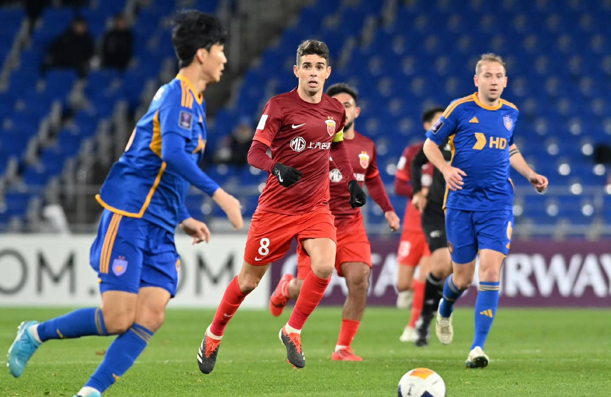 韩国球队在亚冠比赛中遭遇失利 韩国球队在亚冠比赛中遭遇失利