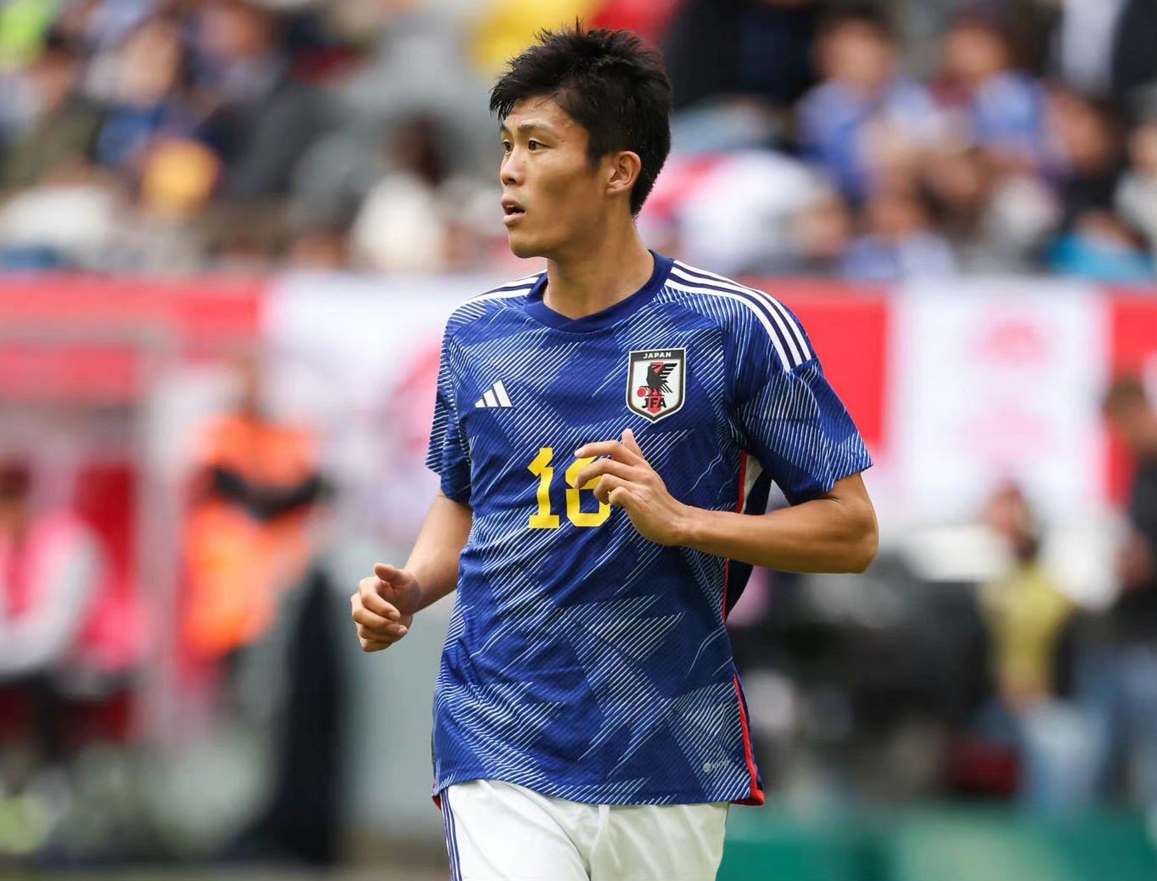 博洛尼亚先锋面临罚单,球队准备备战下场比赛 博洛尼亚先锋面临罚单,球队准备备战下场比赛