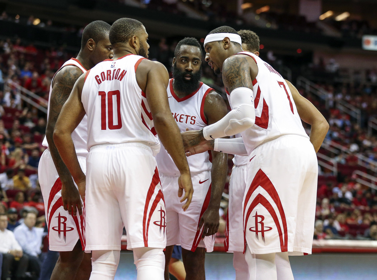 火箭队首发新配置取得成功当头,全队团结抗震强度提升 火箭队首发新配置取得成功当头,全队团结抗震强度提升