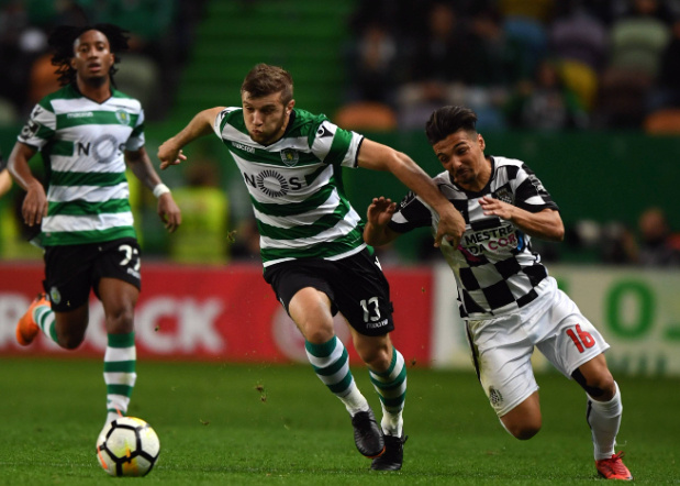 尤文图斯防线失误,被对手反超比分 尤文图斯防线失误,被对手反超比分