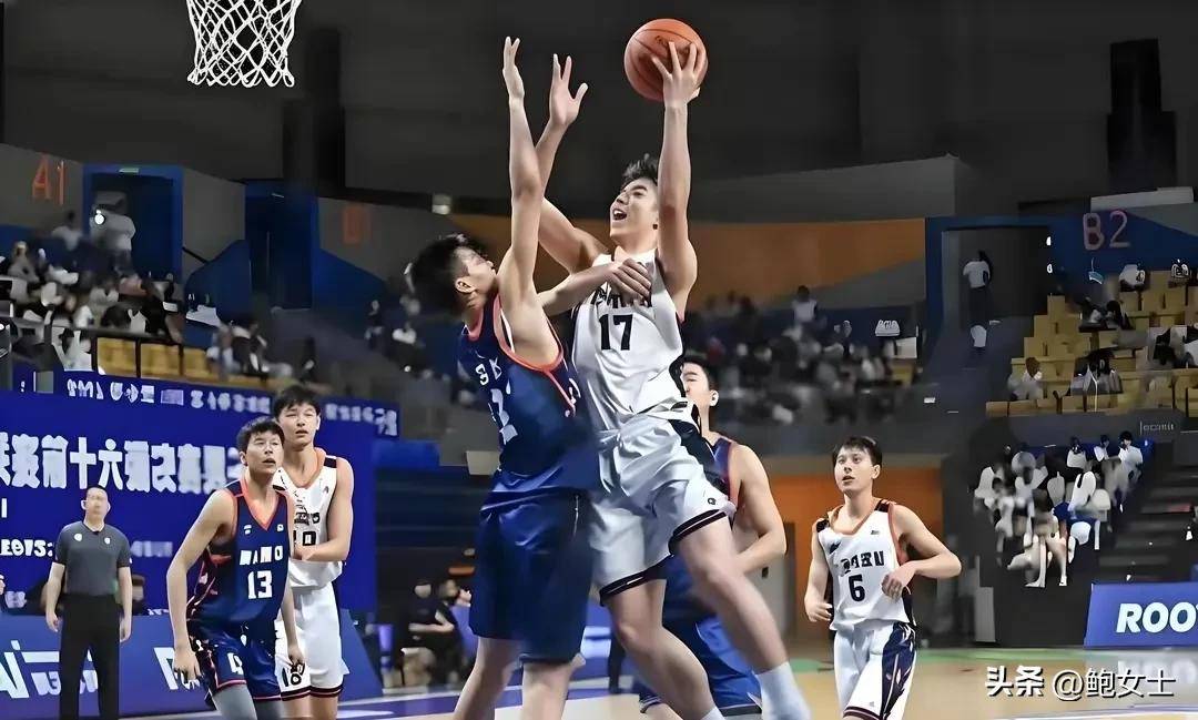 江苏男篮开启逆袭模式,全队协力打击 江苏男篮开启逆袭模式,全队协力打击