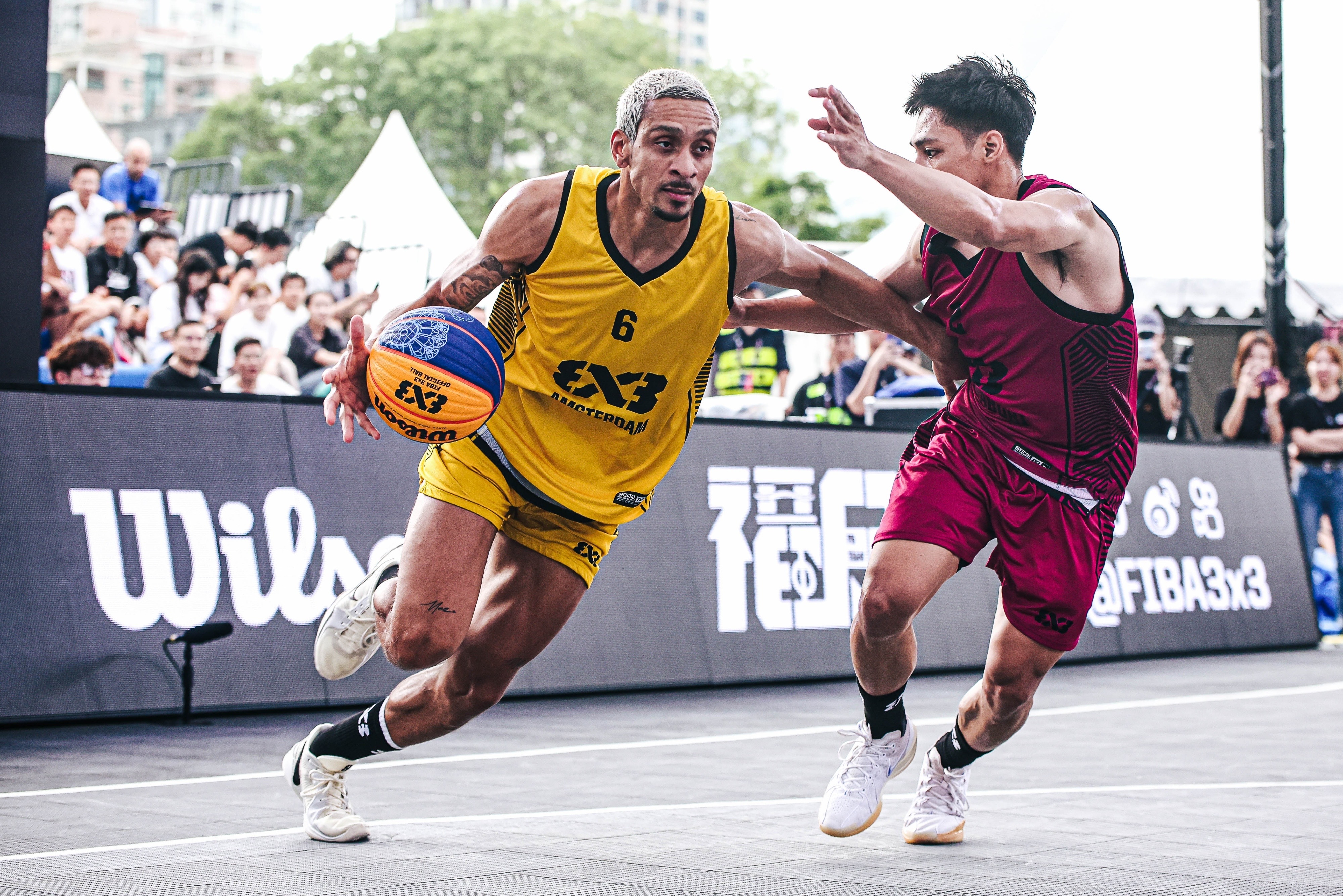 国际篮联公布最新排名,强队竞逐榜首 国际篮联公布最新排名,强队竞逐榜首