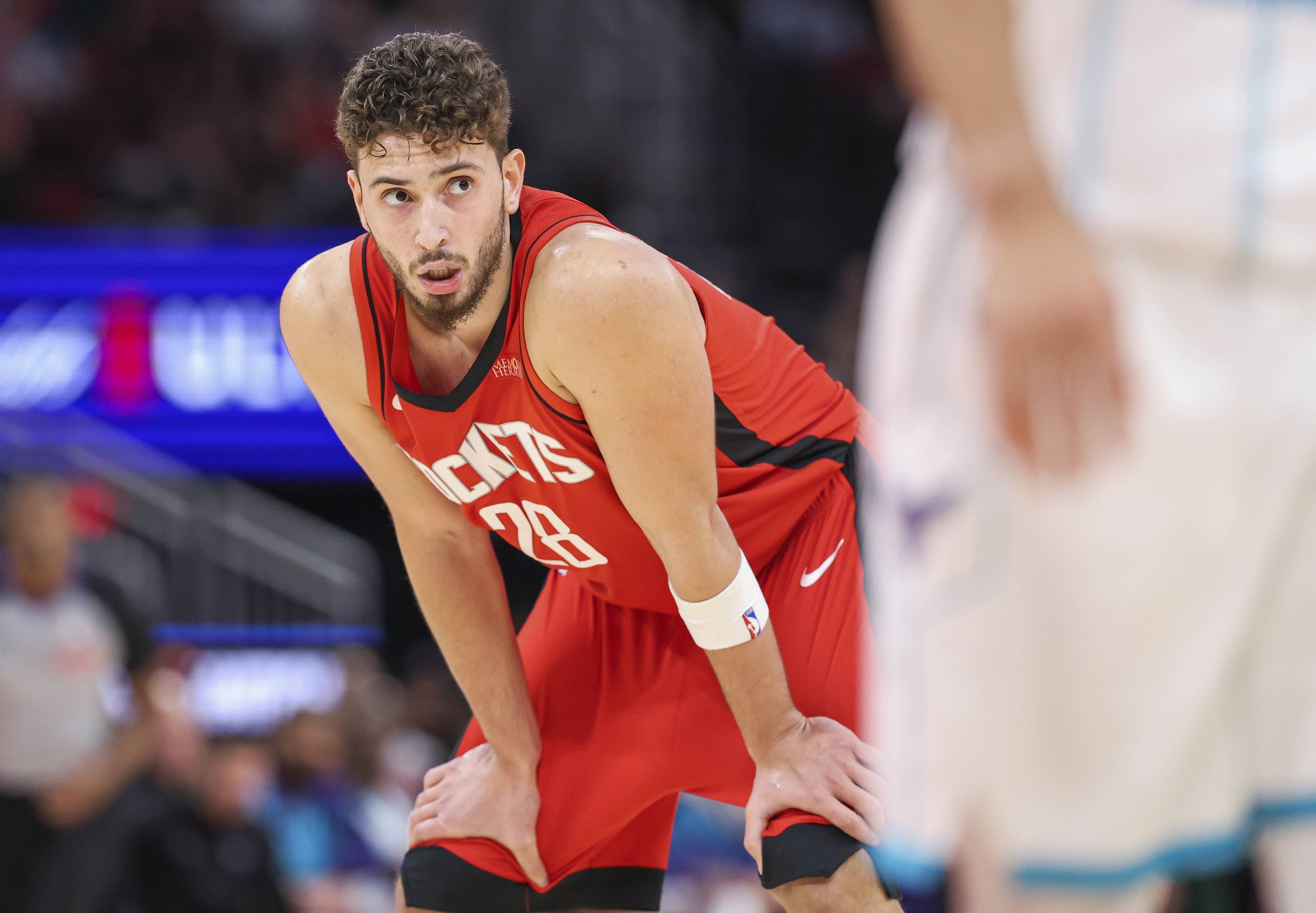 火箭队主控传球精准，助攻数位列联盟前茅