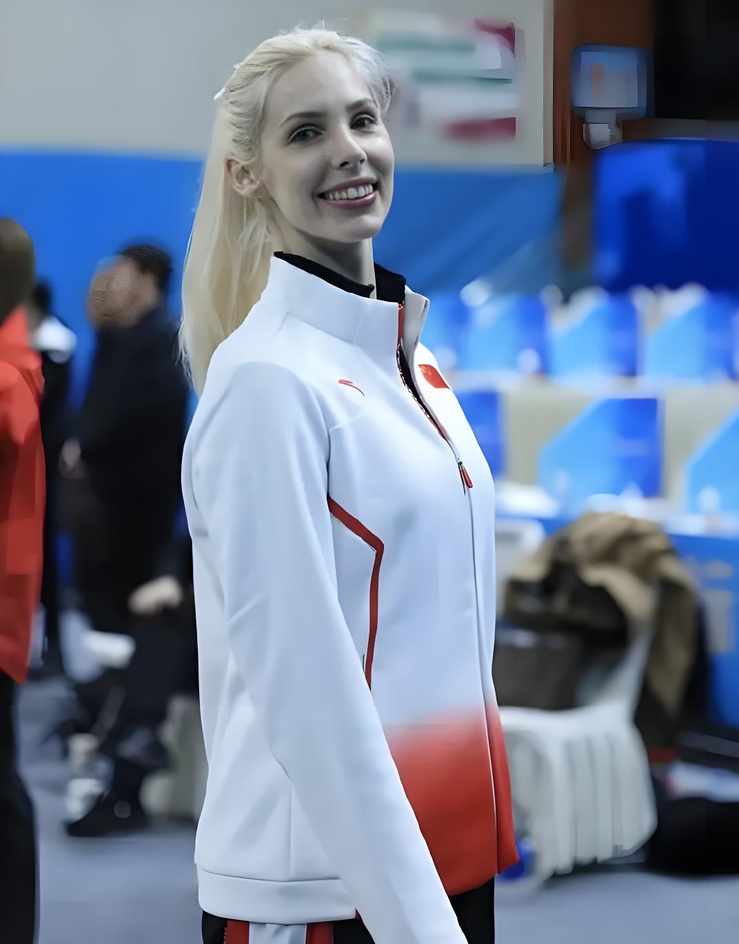 俄罗斯选手在游泳比赛中夺冠 俄罗斯选手在游泳比赛中夺冠