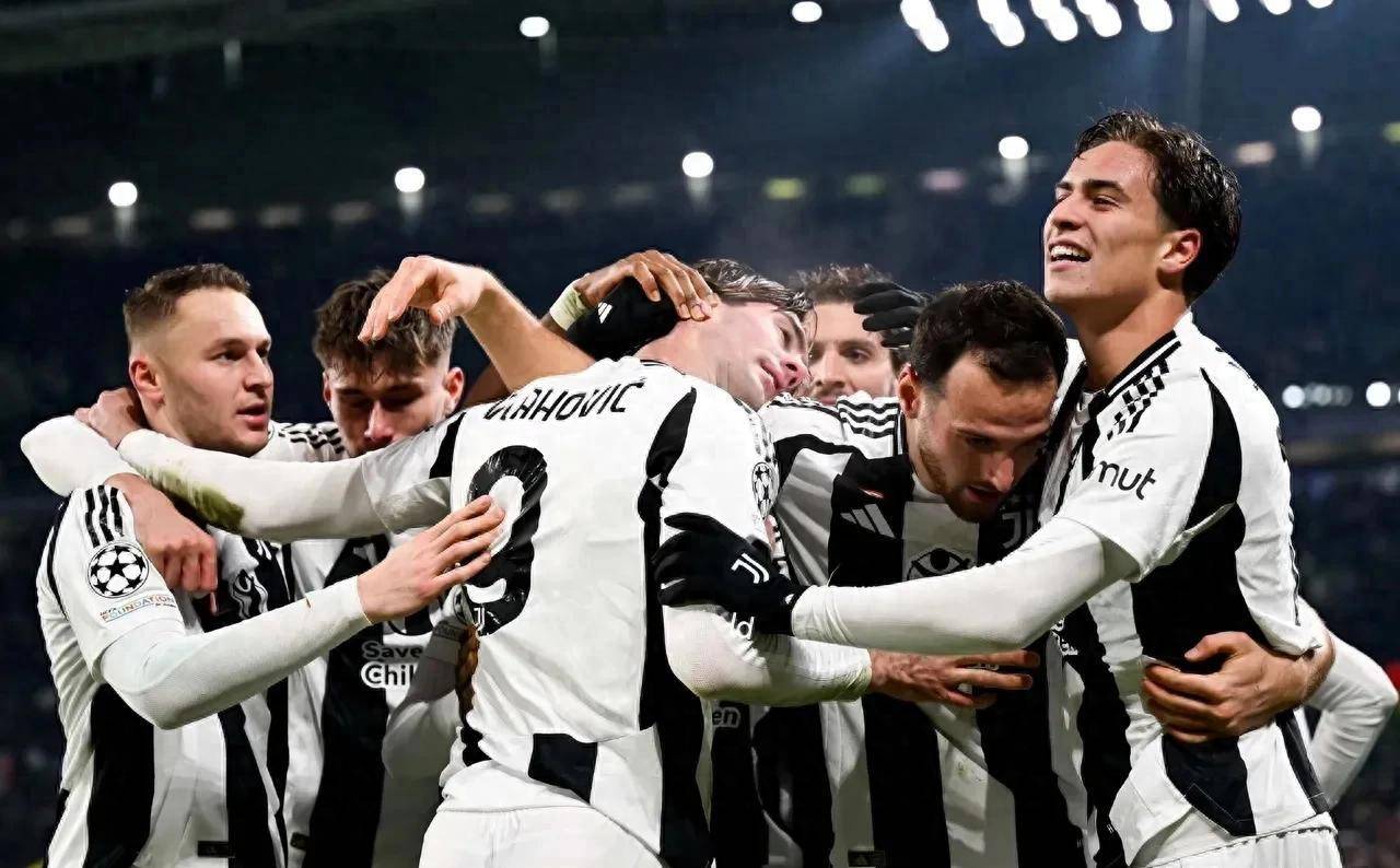 尤文图斯球员与球迷互动宣传