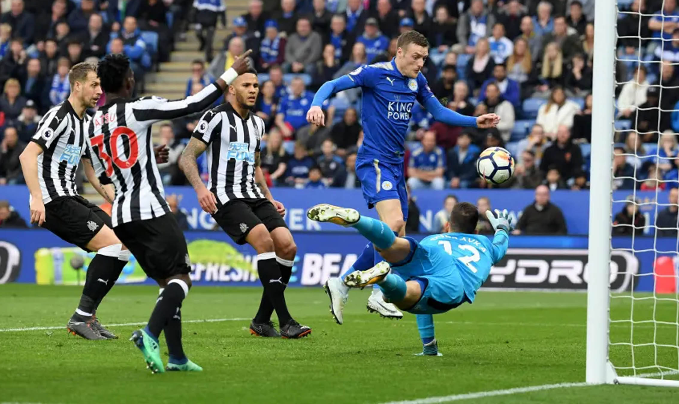 埃弗顿客场遭遇挫败，战绩陷入低谷