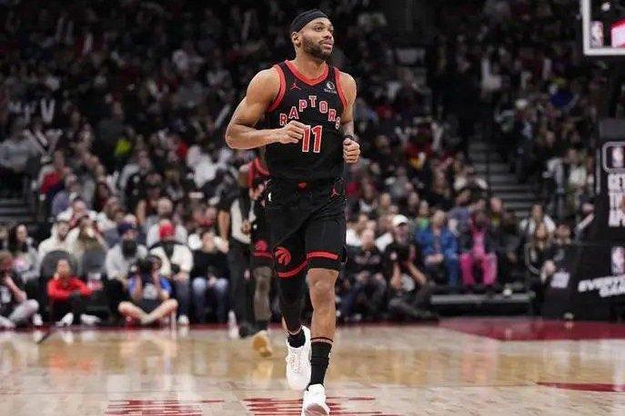 猛龙再遭逆袭不敌掘金,前任奋力注册高得分 猛龙再遭逆袭不敌掘金,前任奋力注册高得分