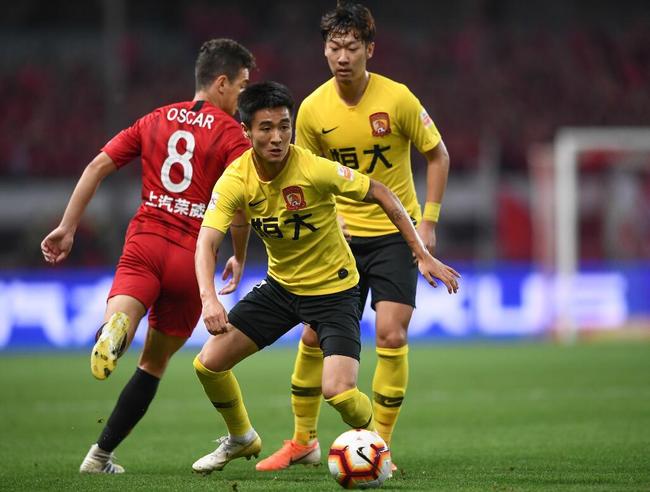 广州恒大客场逆转河北华夏,积分榜上继续领跑 广州恒大客场逆转河北华夏,积分榜上继续领跑