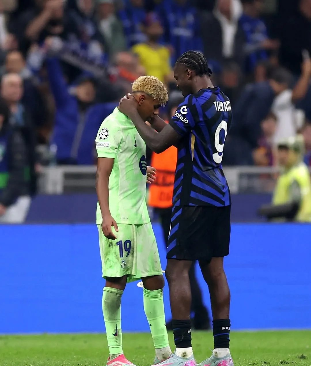 阿尔及利亚队意外落败,竞逐终局 阿尔及利亚队意外落败,竞逐终局