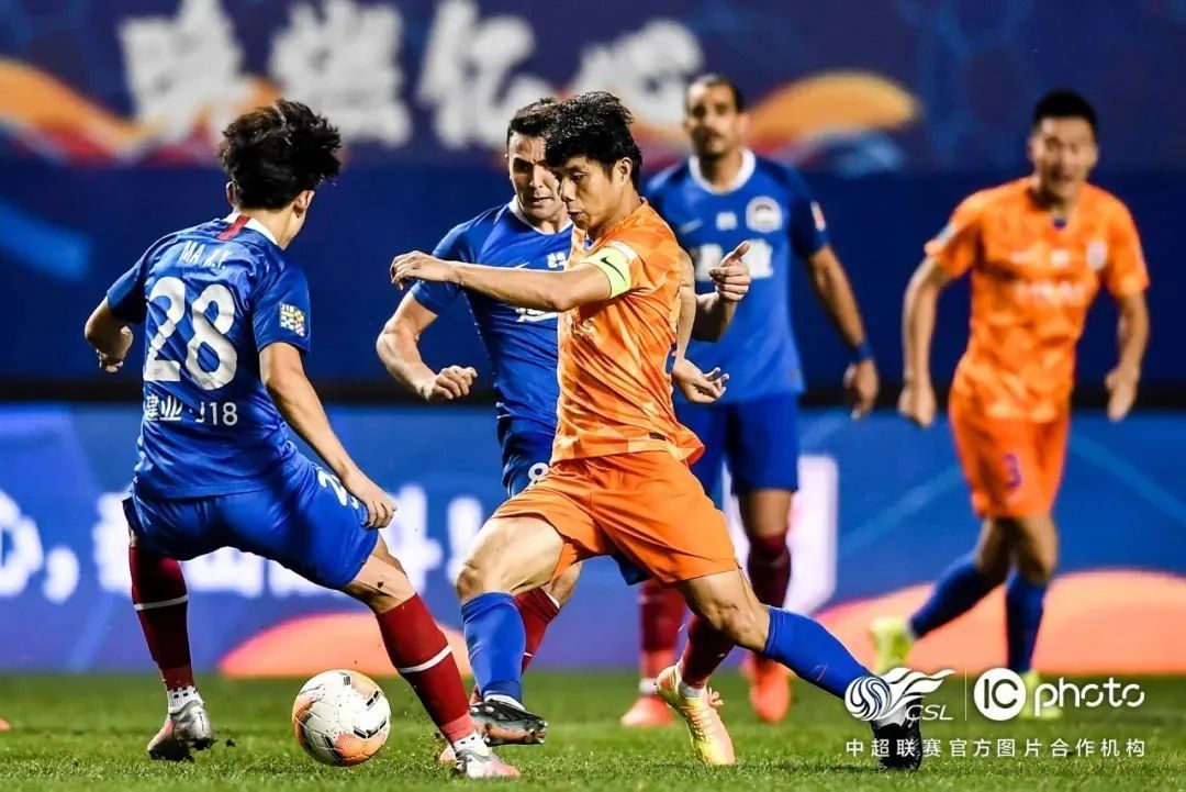 富力胜负手迎战鲁能,士气高昂备战 富力胜负手迎战鲁能,士气高昂备战