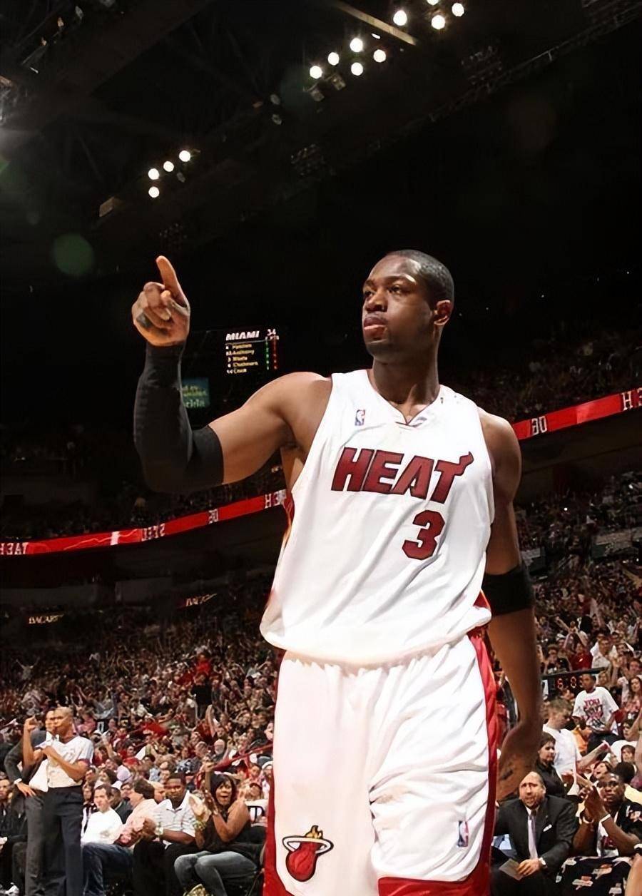 韦德提前获得季后赛MVP荣誉